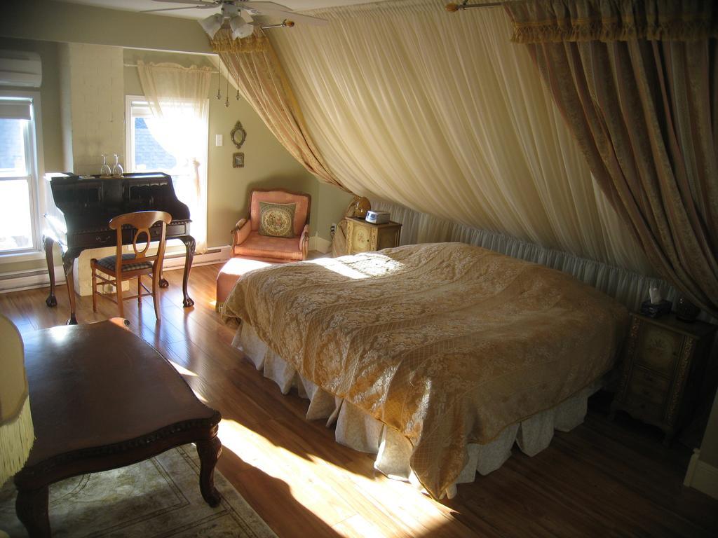 Auberge Marquis De Montcalm Sherbrooke Exterior foto